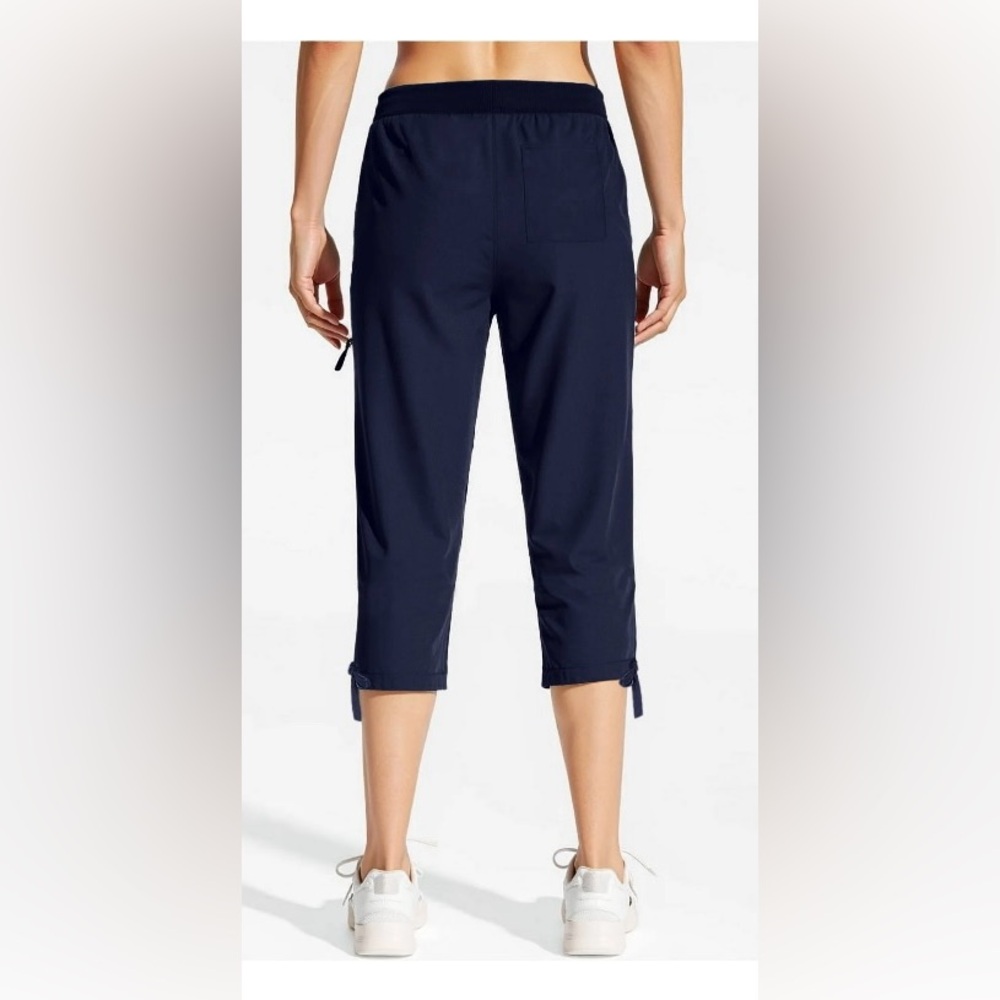 Navy Women's Capris with Pockets - Picture 3 of 6